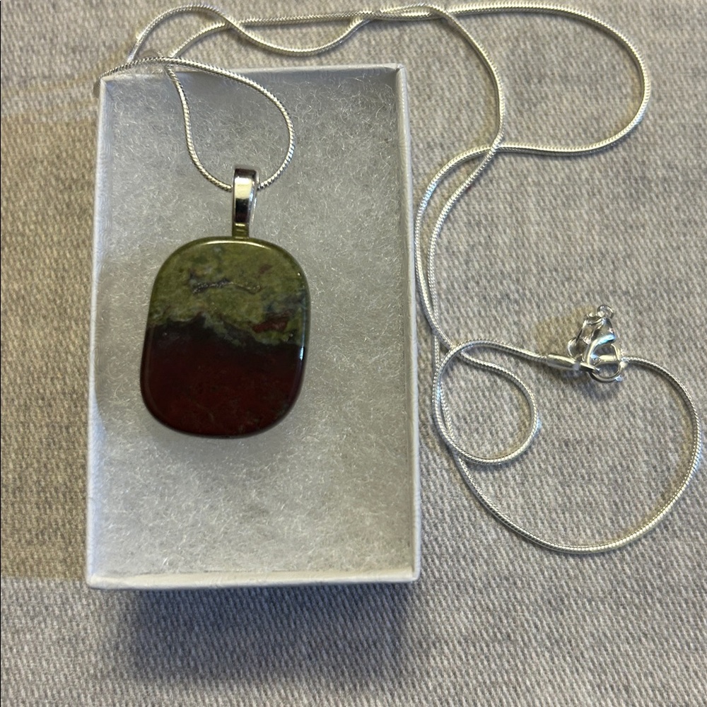 Necklace Jasper/Bloodstone handmade necklace, Silver chain 22” - Picture 5 of 6